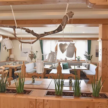 奥赛兰德酒店 巴德米滕多夫